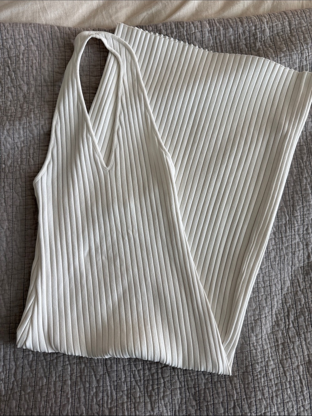 Vince Ribbed V-Neck Halter midi dress - White size XS EUC